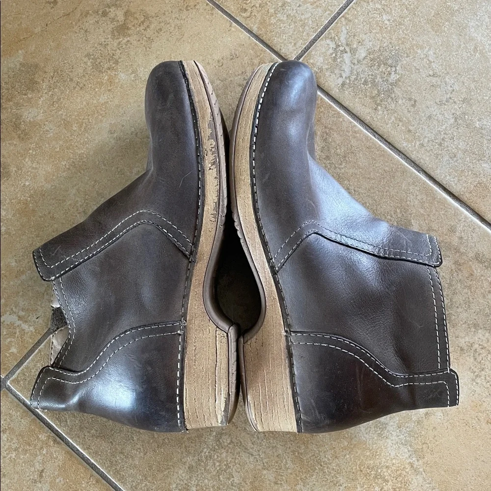 Dansko Women's Barbara Clog Boot Taupe Nubuck Size 40 9-9.5 - Picture 9 of 13